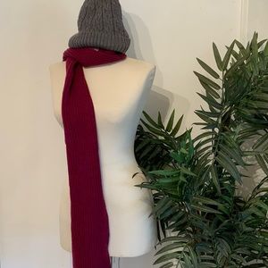 NWT. SCARF AND BEANIE HAT